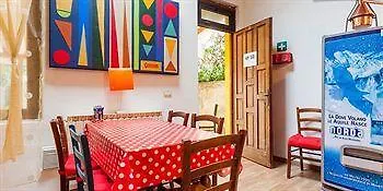 Sleep Easy Hostel Verona Italy