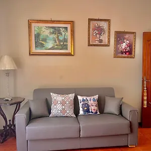 https://la-fontanella-apartment.sicilyhotelsitaly.net
