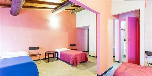 Hotel Sleep Easy Hostel Verona